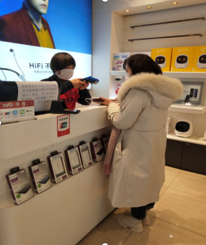 【中國免稅人在行動?一線直擊篇】之五： 勠力同心 多措并舉——中免商貿的戰(zhàn)“疫”路