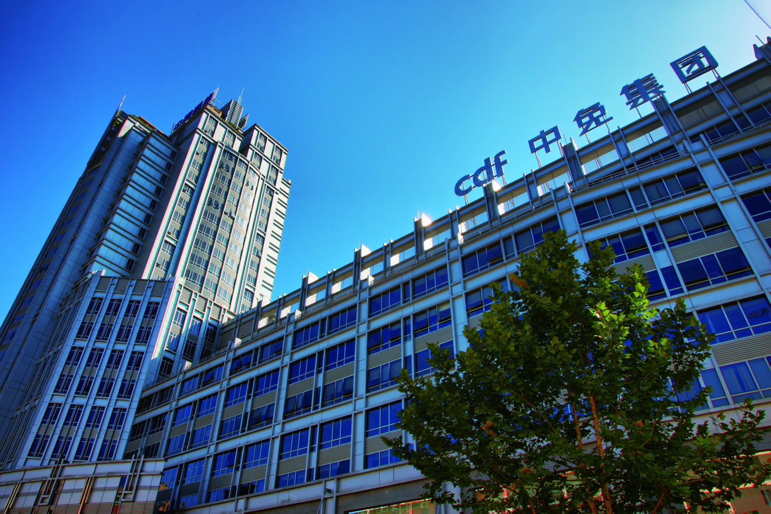 中免集團(tuán)又拿下兩城！成功中標(biāo)成都和天津市內(nèi)免稅店